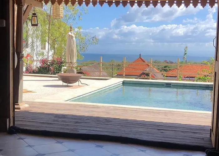Villa Tangerine Dream 2br Padang Padang Beach,